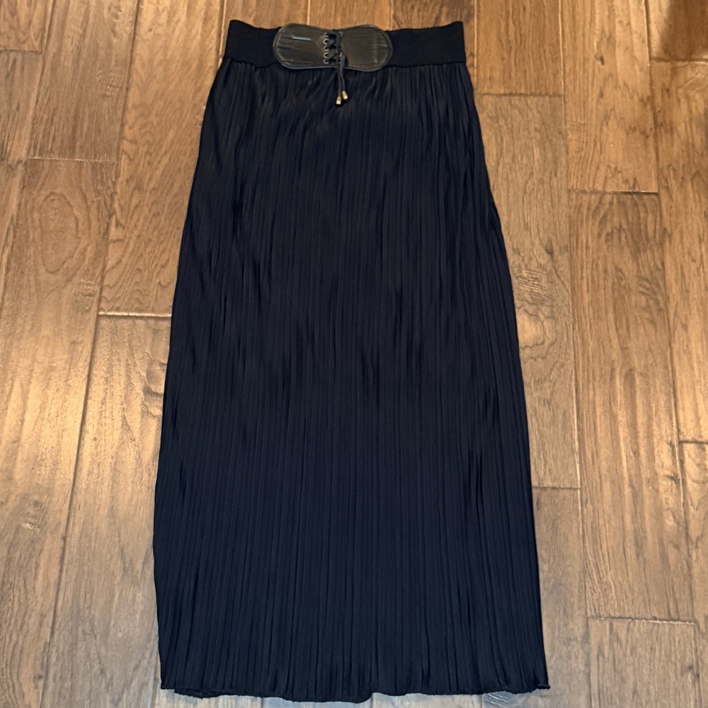 Jon & Anna Contemporary Maxi Skirt Womens M Black Pleated Lace Up Corset Waist‎